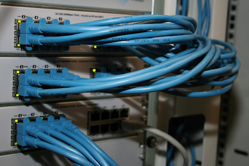 Important Factors to Consider When Selecting an Internet Provider for Reliable Service
